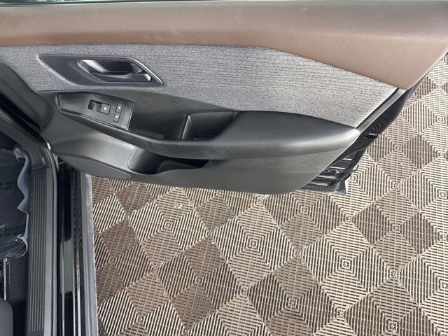 used 2023 Nissan Rogue car, priced at $18,499