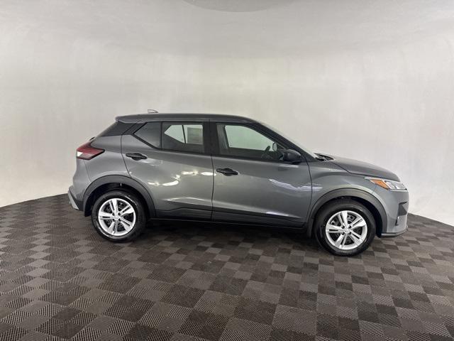 new 2025 Nissan Kicks car, priced at $23,347