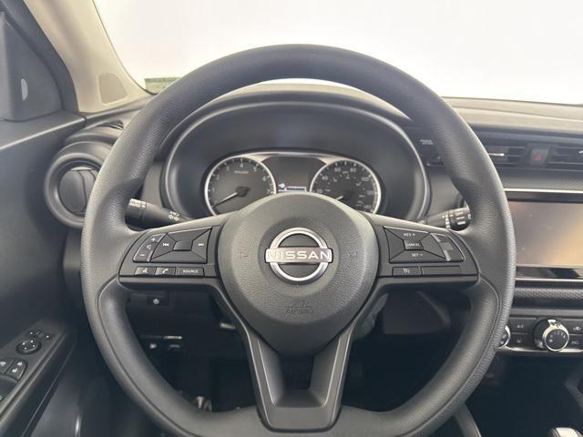 new 2025 Nissan Kicks car, priced at $23,347
