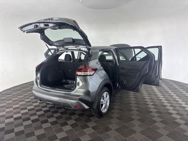 new 2025 Nissan Kicks car, priced at $23,347