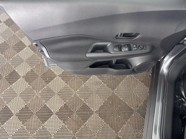 new 2025 Nissan Kicks car, priced at $23,347