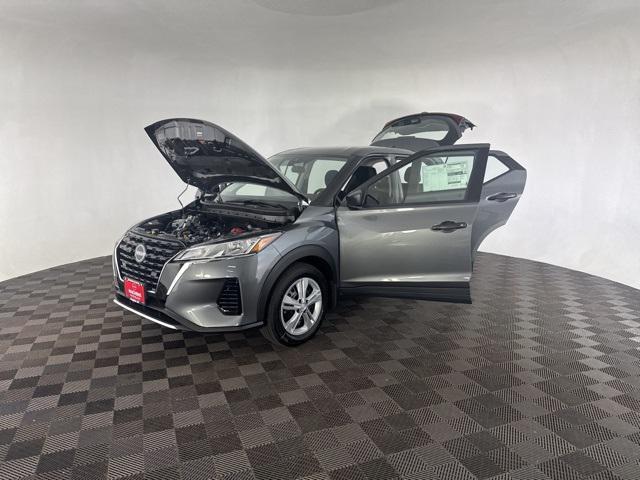 new 2025 Nissan Kicks car, priced at $23,347