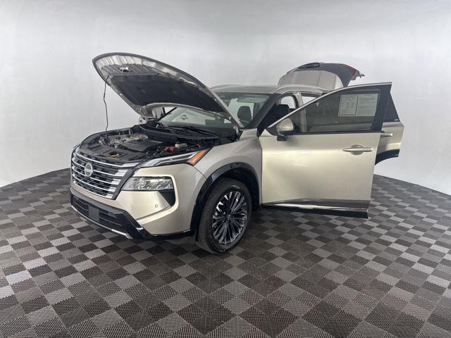 used 2024 Nissan Rogue car, priced at $29,763