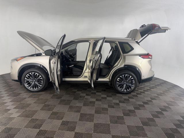used 2024 Nissan Rogue car, priced at $29,763