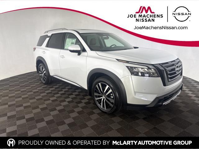 new 2025 Nissan Pathfinder car, priced at $45,207