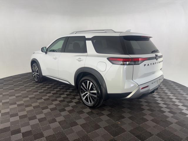 new 2025 Nissan Pathfinder car, priced at $45,207