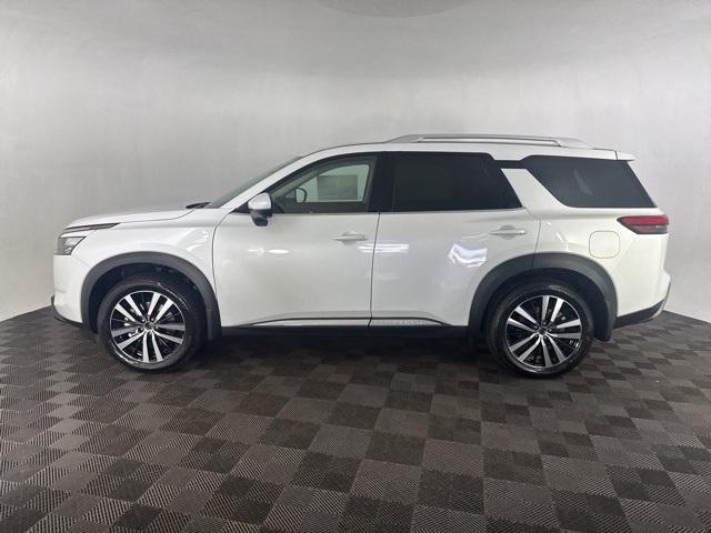 new 2025 Nissan Pathfinder car, priced at $45,207