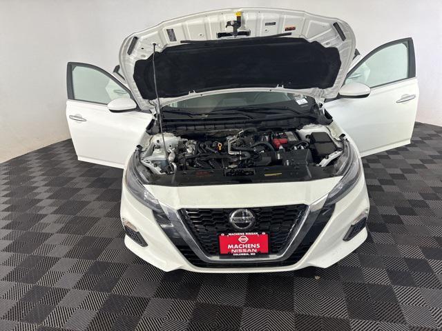 used 2022 Nissan Altima car, priced at $17,100