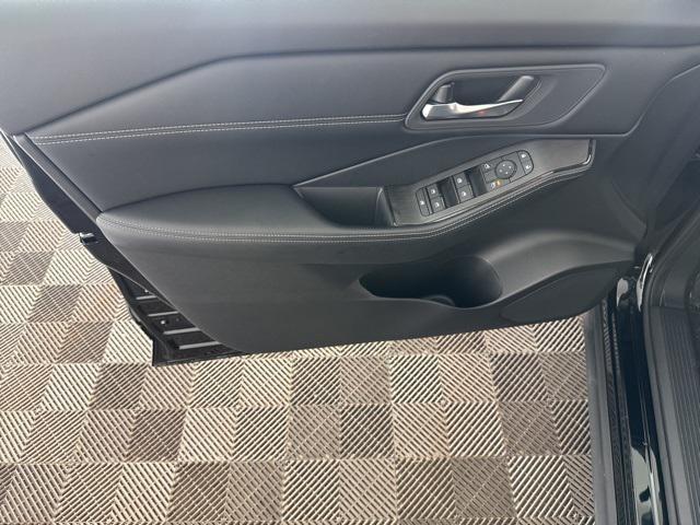 used 2025 Nissan Rogue car, priced at $29,919