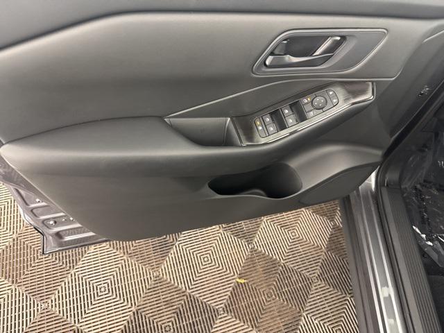 new 2025 Nissan Rogue car, priced at $29,909