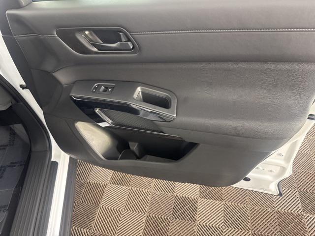 new 2025 Nissan Pathfinder car, priced at $41,411