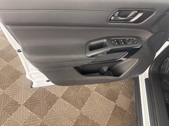 new 2025 Nissan Pathfinder car, priced at $41,411
