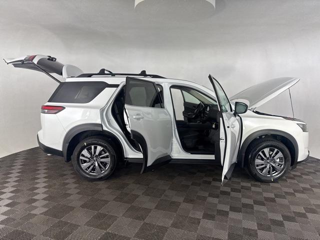 new 2025 Nissan Pathfinder car, priced at $41,411