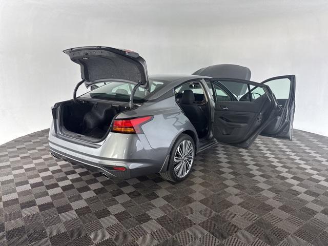 used 2024 Nissan Altima car, priced at $24,870