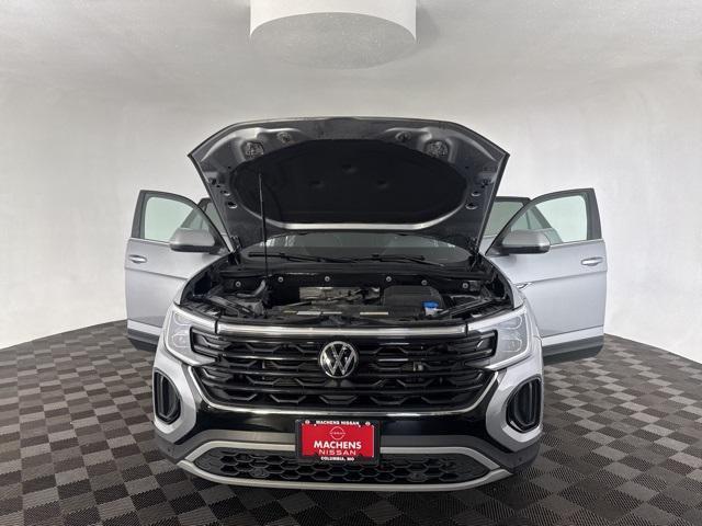 used 2024 Volkswagen Atlas Cross Sport car, priced at $31,841