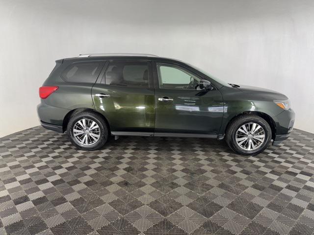 used 2019 Nissan Pathfinder car, priced at $17,204