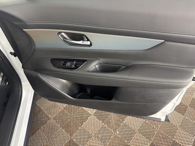 new 2025 Nissan Murano car, priced at $41,254