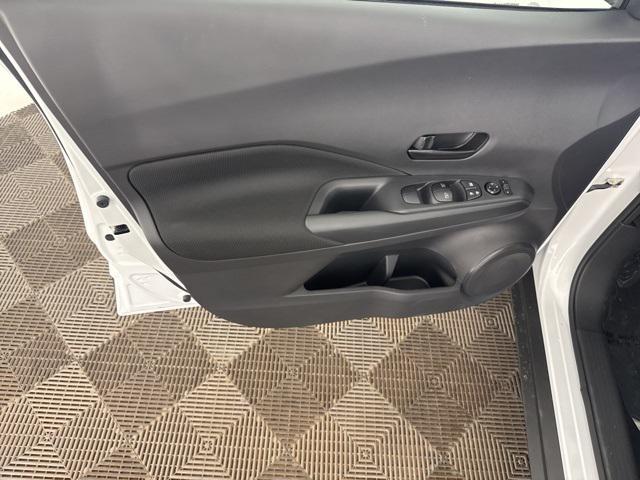 new 2025 Nissan Kicks car, priced at $23,347