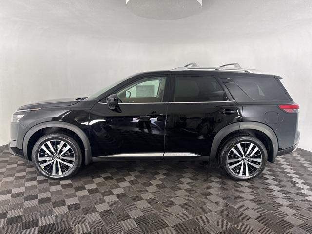 new 2025 Nissan Pathfinder car, priced at $49,963