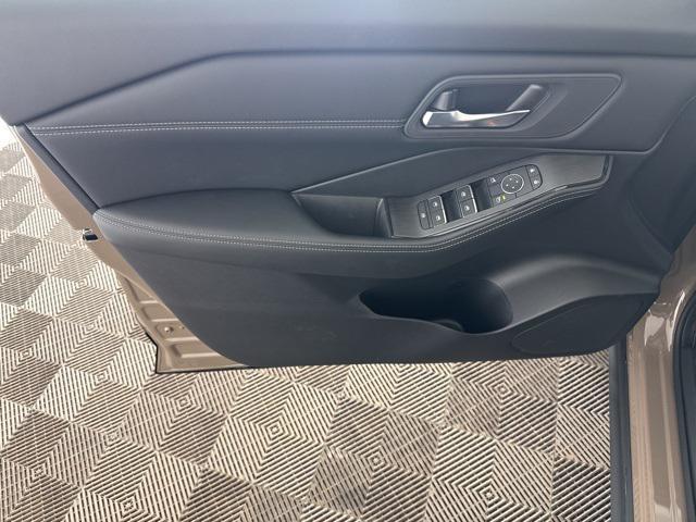 new 2025 Nissan Rogue car, priced at $36,928