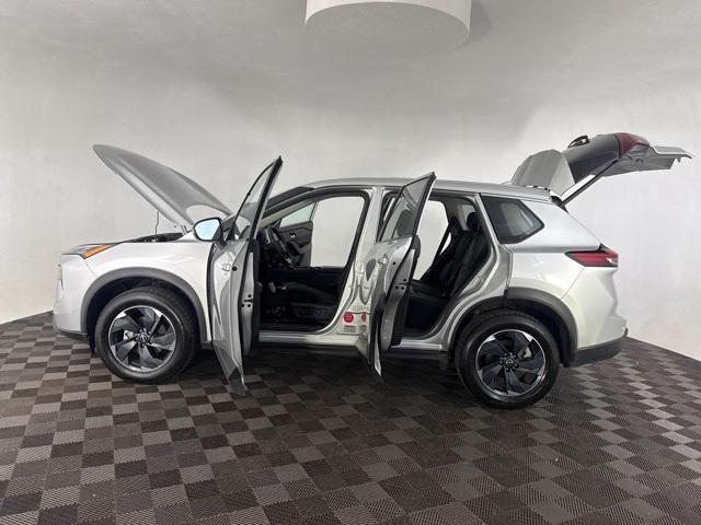 used 2024 Nissan Rogue car, priced at $21,871