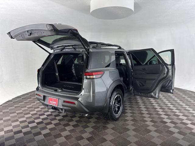 new 2025 Nissan Pathfinder car, priced at $38,187