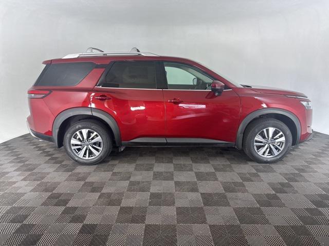 used 2024 Nissan Pathfinder car, priced at $34,170