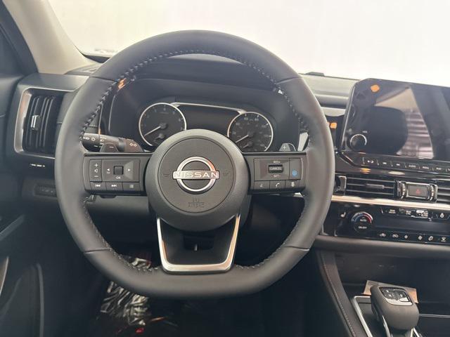 new 2025 Nissan Pathfinder car, priced at $43,015
