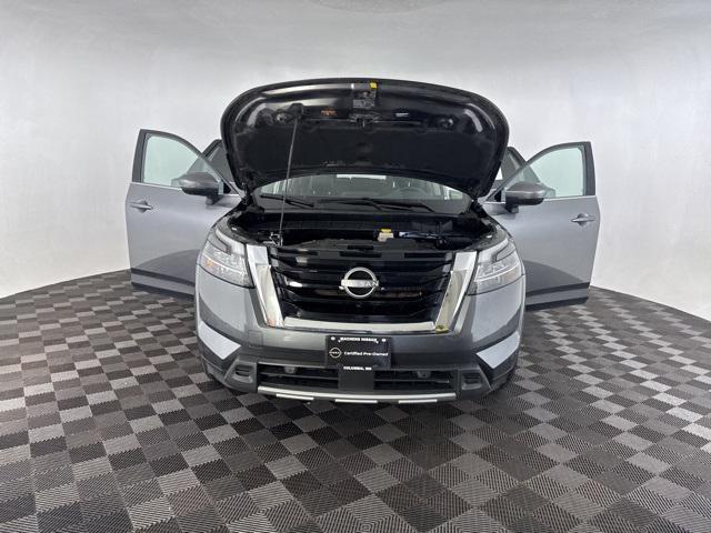 used 2024 Nissan Pathfinder car, priced at $33,398