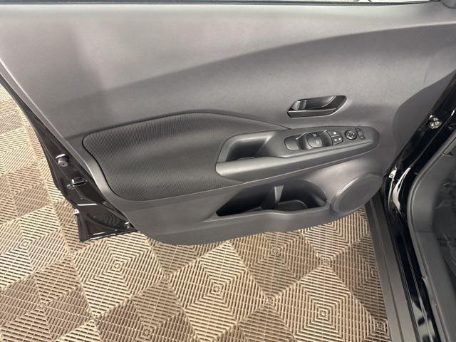 new 2025 Nissan Kicks car, priced at $23,347