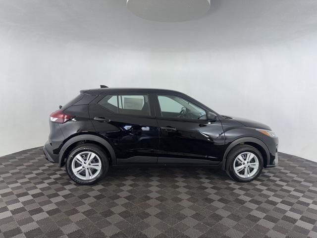 new 2025 Nissan Kicks car, priced at $23,347