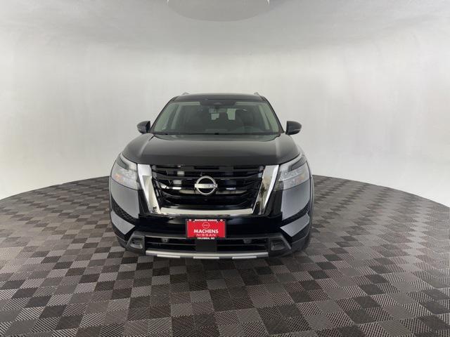 new 2025 Nissan Pathfinder car, priced at $43,049