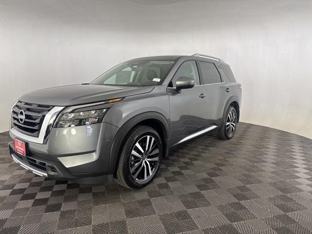 new 2025 Nissan Pathfinder car, priced at $49,035