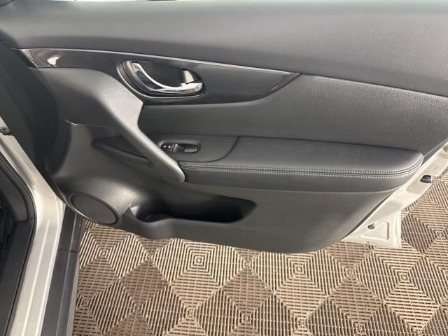 used 2018 Nissan Rogue car, priced at $15,344