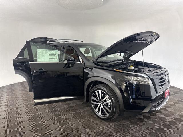 new 2025 Nissan Pathfinder car, priced at $50,579