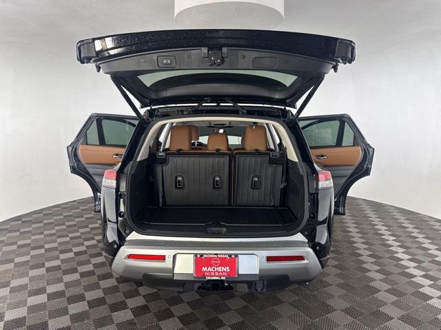 new 2025 Nissan Pathfinder car, priced at $50,579