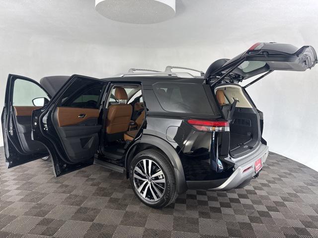 new 2025 Nissan Pathfinder car, priced at $50,579