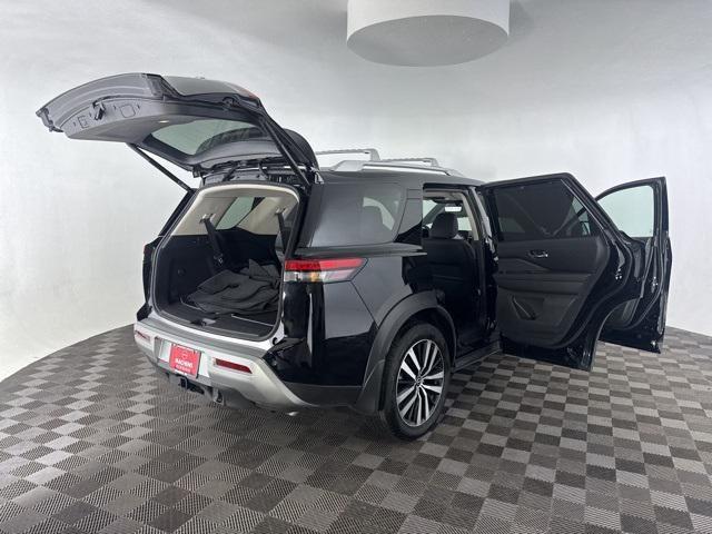 used 2025 Nissan Pathfinder car, priced at $42,030