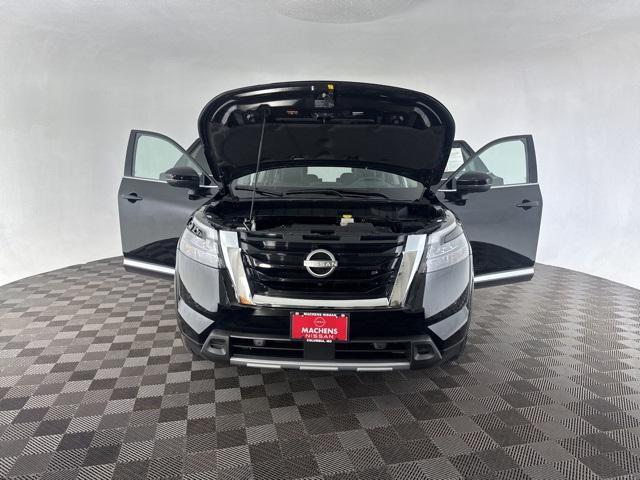 used 2025 Nissan Pathfinder car, priced at $42,030