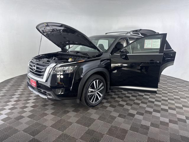 used 2025 Nissan Pathfinder car, priced at $42,030