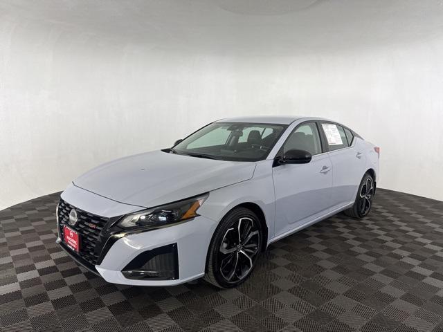 used 2023 Nissan Altima car, priced at $26,309