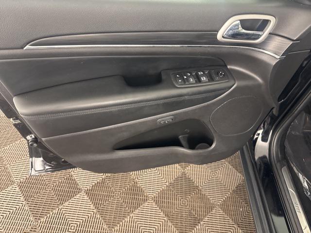 used 2021 Jeep Grand Cherokee car, priced at $27,999