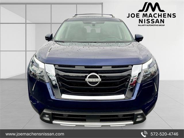 new 2025 Nissan Pathfinder car, priced at $43,347