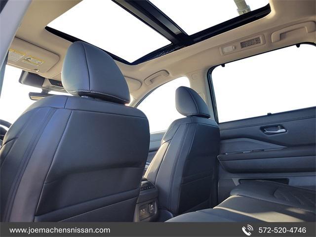 new 2025 Nissan Pathfinder car, priced at $43,347