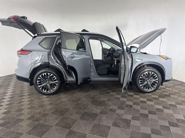 new 2025 Nissan Rogue car, priced at $42,415