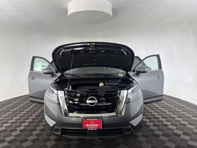 new 2025 Nissan Pathfinder car, priced at $35,283