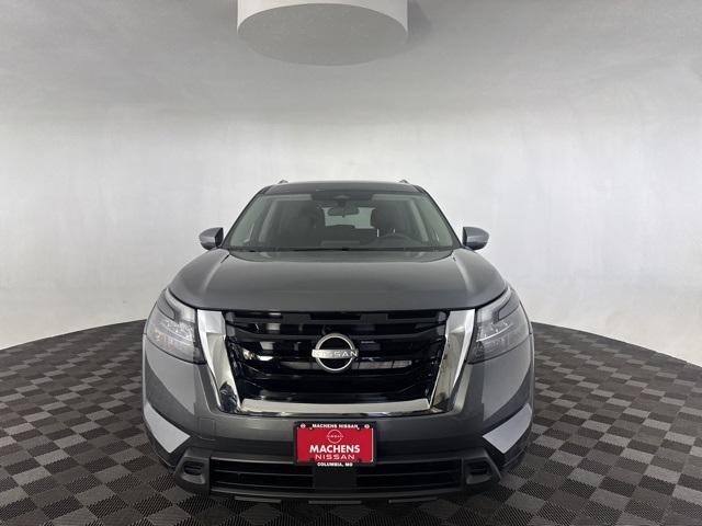 new 2025 Nissan Pathfinder car, priced at $35,283