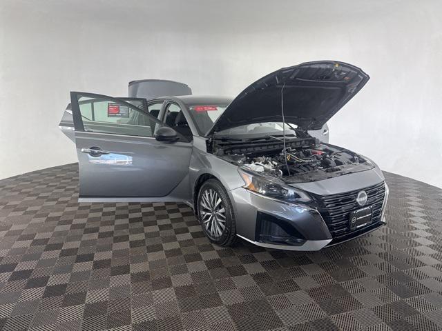 used 2024 Nissan Altima car, priced at $23,999