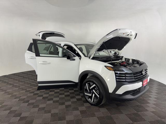 new 2026 Nissan Kicks car, priced at $25,669
