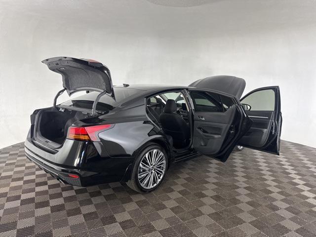 used 2025 Nissan Altima car, priced at $28,571